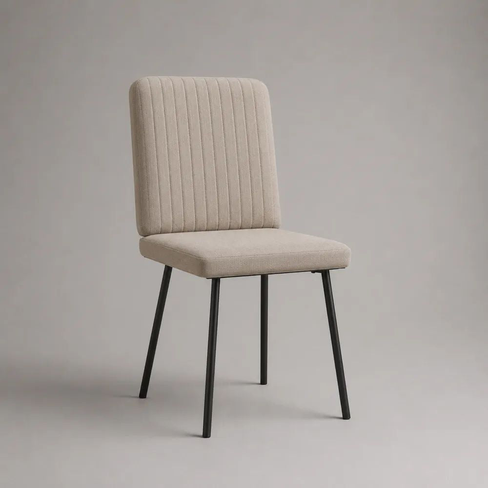 Gepolsterter Esszimmerstuhl mit Polyesterbezug und Stahlgestell, Beige/Schwarz, 48 × 56 × 84 cm